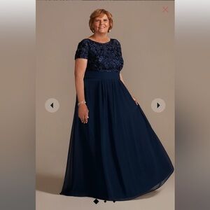 Oleg Cassini Floor length sheath plus gown with lace bodice size 14W